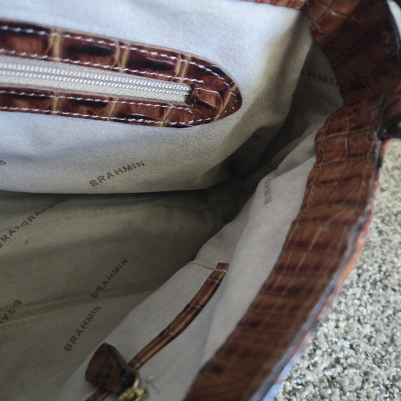 Brahmin Tan and Silver Crocodile Crossbody Bag - Picture 11 of 13